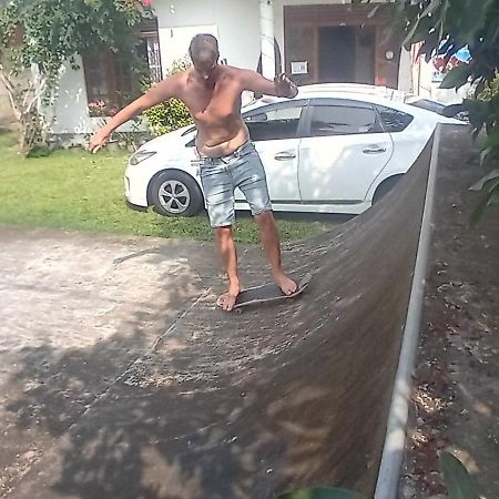 Madiha Surf House Lanka Hotel Матара Екстериор снимка