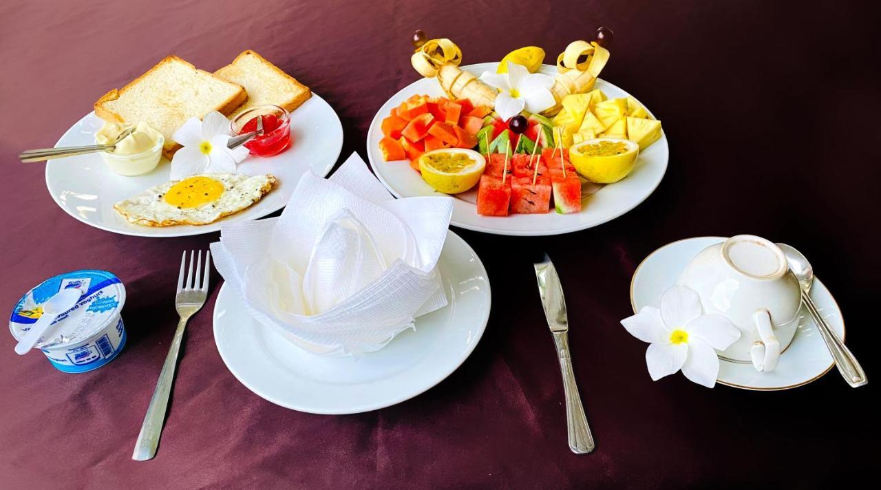 Madiha Surf House Lanka Hotel Матара Екстериор снимка