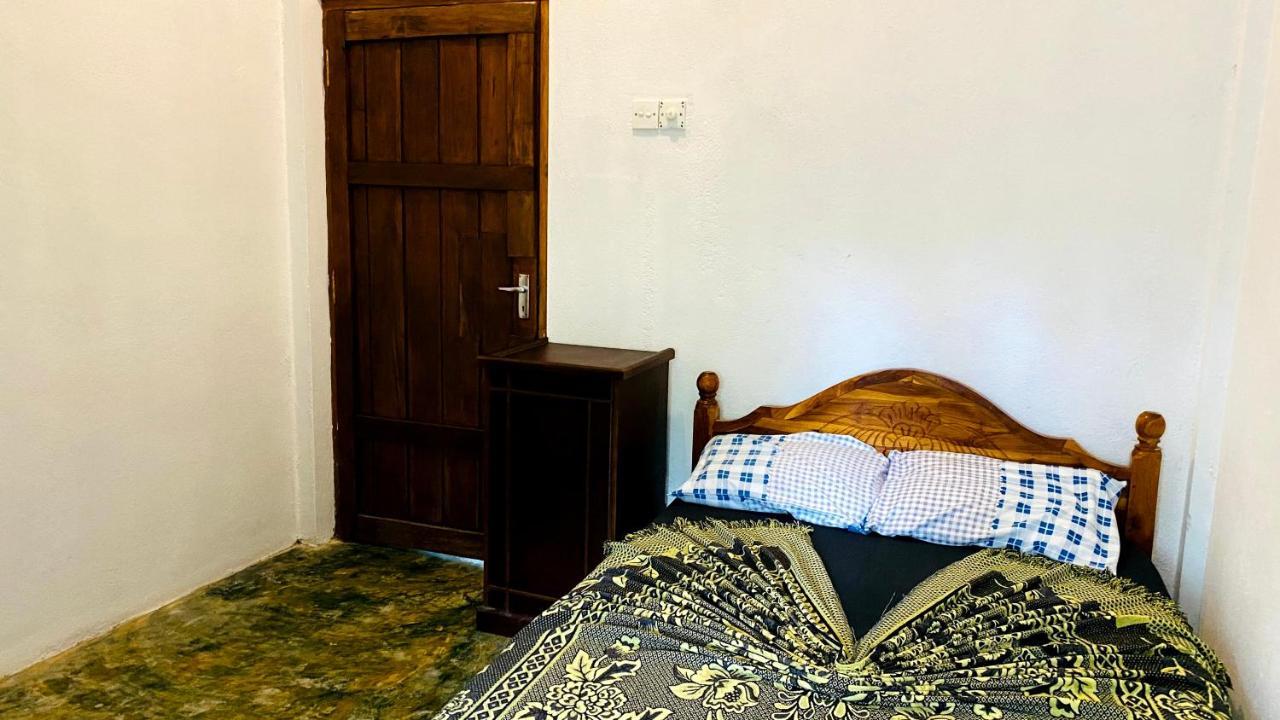 Madiha Surf House Lanka Hotel Матара Екстериор снимка