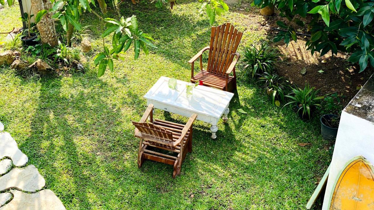 Madiha Surf House Lanka Hotel Матара Екстериор снимка