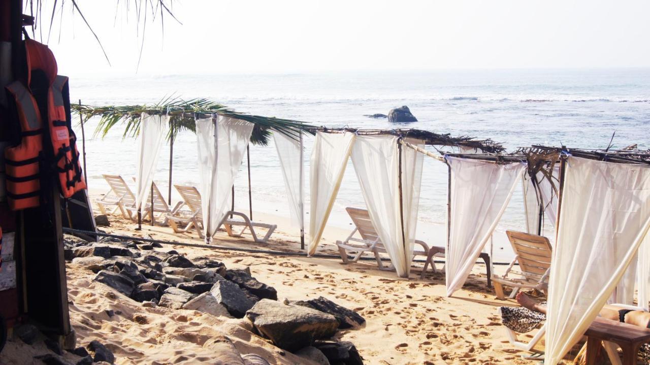 Madiha Surf House Lanka Hotel Матара Екстериор снимка